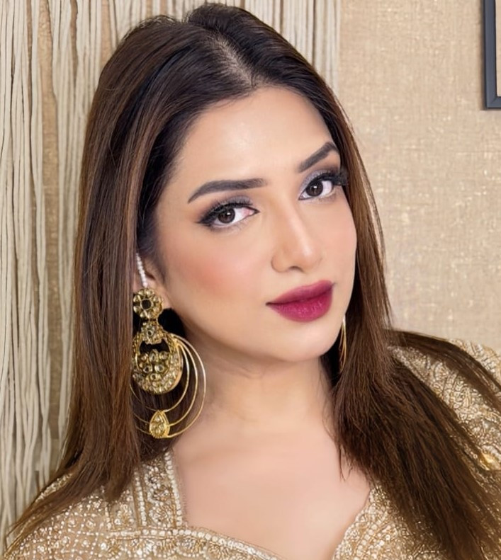 ডাক্তারের পরামর্শে হোটেলে